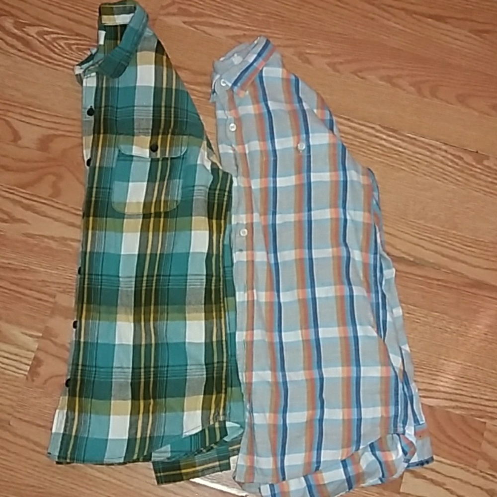 ****Bundle*** Old Navy Boys (2) Shirts